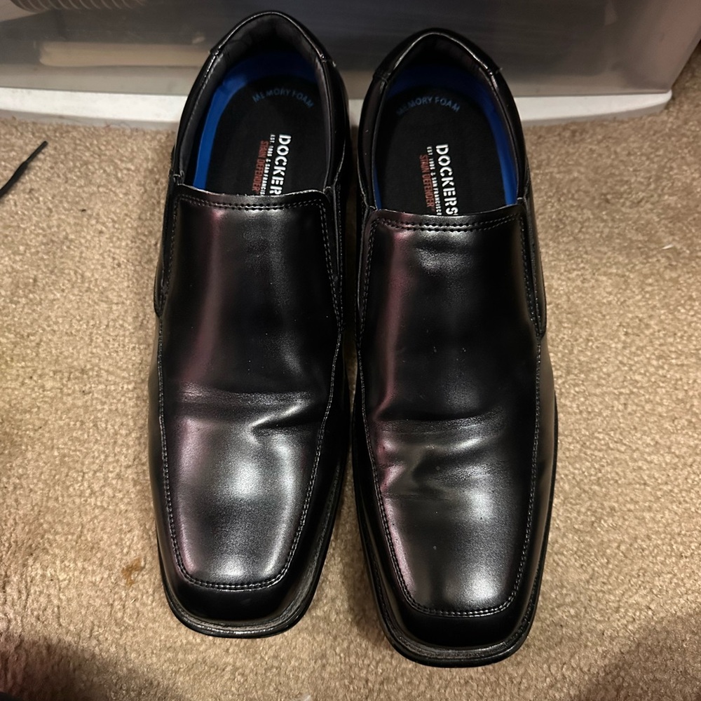 Dockers Men's Black Slip-On Shoes